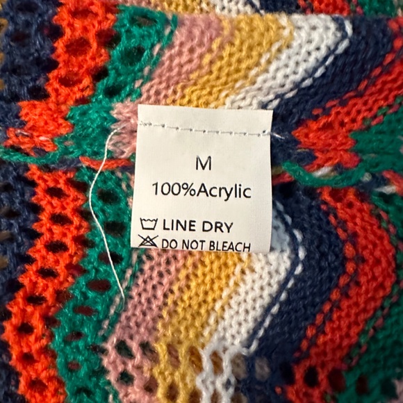 Multicolored‎ Knit Top/Coverup-Size Med - Picture 6 of 7